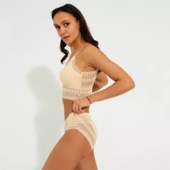 Нижнее бельё женское: топ и трусы, цвет бежевый, размер 42-44