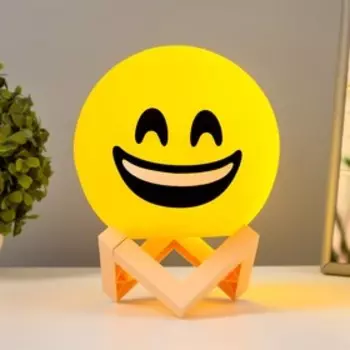 Ночник Смайл улыбки LED от батареек 3хААА желтый 14х14х18 см RISALUX