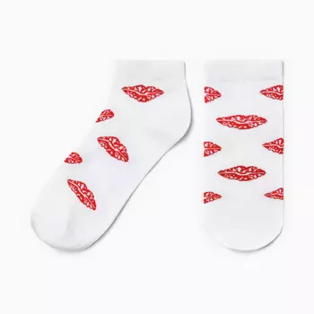 Носки женские "Губы", цвет белый, р-р 23-25