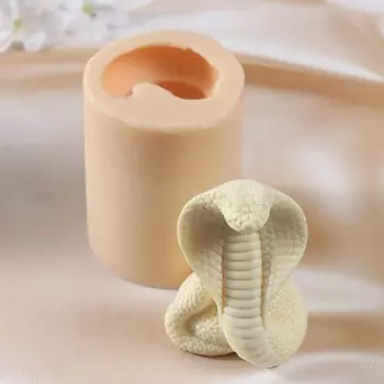 Новогодний молд силиконовый "Змея №6" 9х6,5х6,5 см