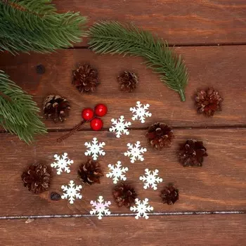 Новогодний декор «Снежинки»