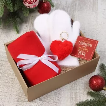 Новогодний подарочный набор Happy New Year, плед и аксессуары