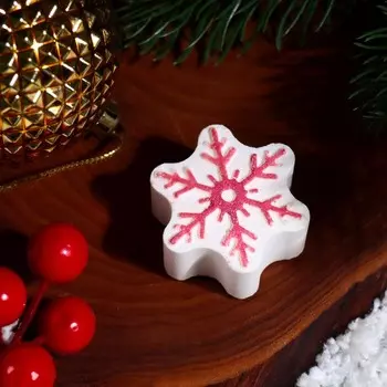 Новогодняя бомбочка для ванны с ароматом розы «Снежинка», 20 г