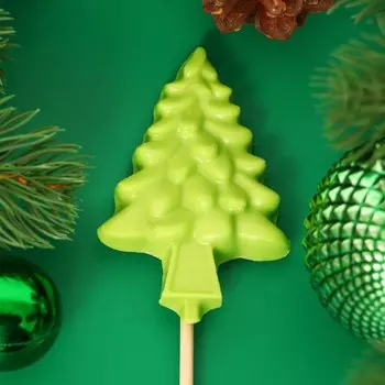 Новый год. Фигура из молочного шоколада "Елочка", на палочке, 17 г ± 5 %