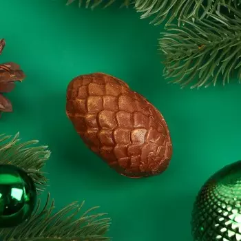 Новый год. Фигурный шоколад "Бомбочка с маршмеллоу "Шишка", 28 г ± 5 %