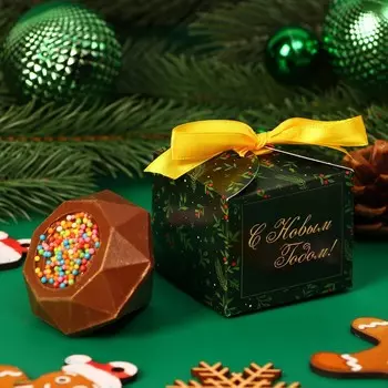 Шоколадная бомбочка с маршмеллоу «Новогоднаяя», молочный шоколад, 38 г