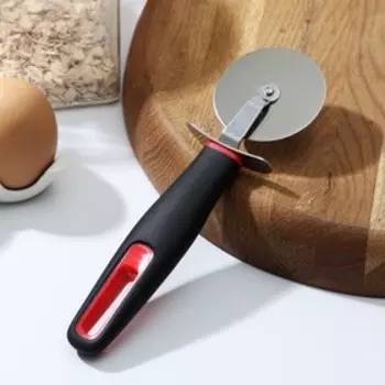 Нож для пиццы и теста Доляна Digma, 19,5 см, d=5,8 см, цвет чёрный