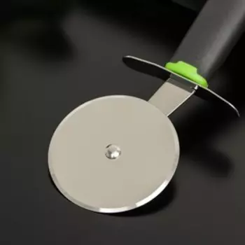 Нож для пиццы и теста Доляна Lime, 20,56,5 см, цвет чёрно-зелёный