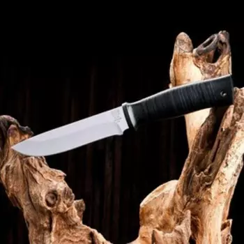 Нож охотничий «Ефрейтор» Н24, ст. ЭИ-107, рукоять текстолит, кожа, 15 см