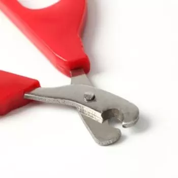 Ножницы-когтерезы малые с упором для пальца, красные