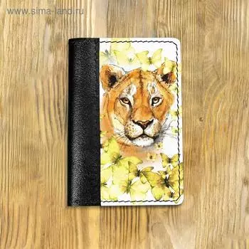 Обложка на паспорт комбинированная "Бабочки и львица" черная, белая вставка