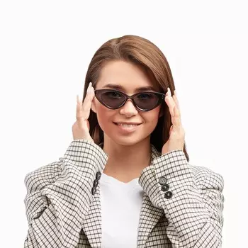 Очки солнцезащитные женские OneSun, uv 400, дужка 14 см, ширина 15 см, линза 4.26.5 см