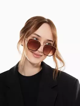 Очки солнцезащитные uv 400, дужка 14 см, ширина 13 см, линза 5.15.7 см