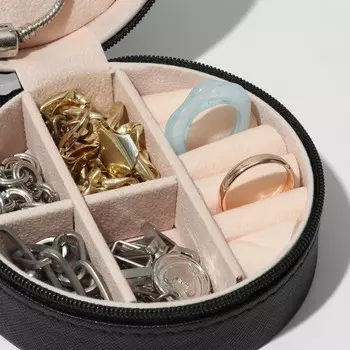 Органайзер для хранения украшений «Шкатулка портативная круг», 9,89,84,5 см, цвет чёрный