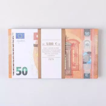 Пачка купюр "50 евро"