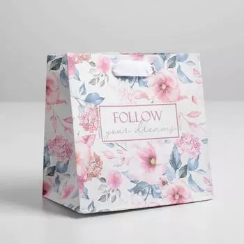 Пакет подарочный крафтовый квадратный, упаковка, «Follow your dreams», 14 х 14 х 9 см