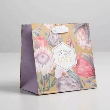 Пакет крафтовый квадратный «With love», 14 × 14 × 9 см