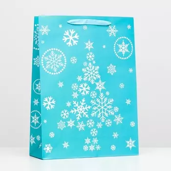 Пакет ламинированный "Снежинки и ёлочка" 32 х 42 х 12