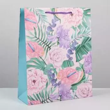 Пакет ламинированный вертикальный «Нежный праздник», L 31 × 40 × 11.5 см