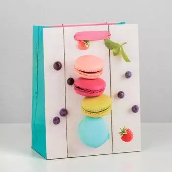 Пакет подарочный ламинированный вертикальный, упаковка, «Вкусно», MS 18 х 23 х 8 см