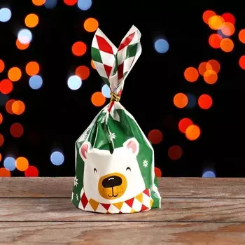 Пакет полиэтиленовый подарочный с ушками "Новогодний медведь", 13 х 23 см