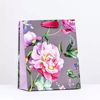 Пакет подарочный "Бутон розы", 18 х 22,3 х 10 см