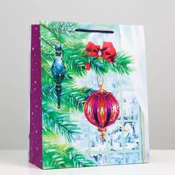 Пакет подарочный "Ёлочные игрушки", 26 х 32 х 12 см