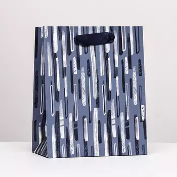 Пакет подарочный "Ножи", 18 х 22,3 х 10 см