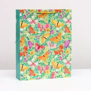 Пакет подарочный "Орнамент бабочки" 33 х 42,5 х 10 см