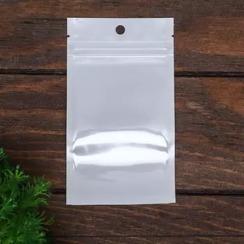 Пакет Zip-lock ПП, белый, со сплошным окном, плоский, еврослот 916 см