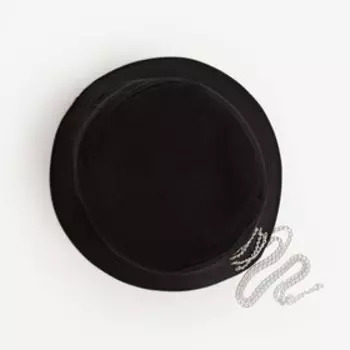 Панама женская с цепочкой MINAKU, чёрная, размер 56-58