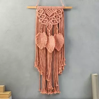 Панно настенное в технике макраме "Ожерелье и листья" розовый 60х35 см
