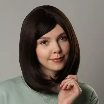 Парик искусственный, с чёлкой, имитация кожи, 30 см, каштановый