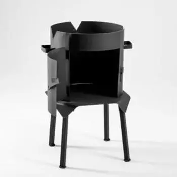 Печь - учаг для казана 10 л, с дверцей и съемными ножками