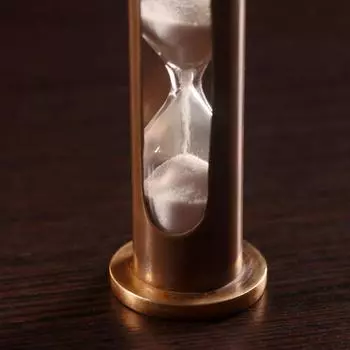 Песочные часы латунь "Антик" (1 мин) 3х3х9,5 см