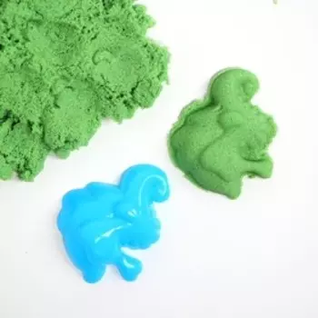 Песок для лепки «Изумрудный», 0.7 кг + формочка МИКС