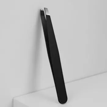 Пинцет «Stay beautiful» скошенный, широкий, 9,5 см, на блистере, цвет чёрный