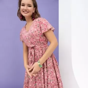 Платье женское Charutti «Что на десерт», размер 54, цвет тёмно-розовый, принт цветы