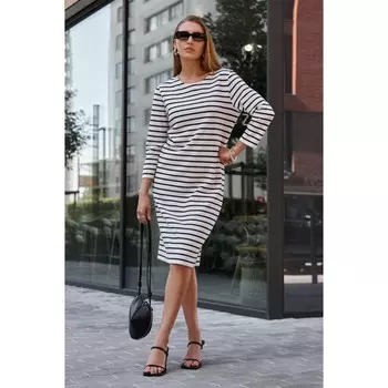 Платье женское, размер 42