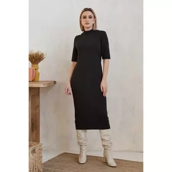 Платье женское, размер 42, цвет черный