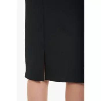 Платье женское, размер 48, цвет чёрный