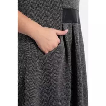 Платье женское, размер 56