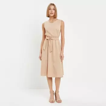 Платье с поясом миди женское MINAKU: Casual collection, бежевое, размер 44