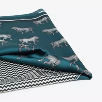 Платок женский MINAKU р-р 70*70 см, цвет зелёный