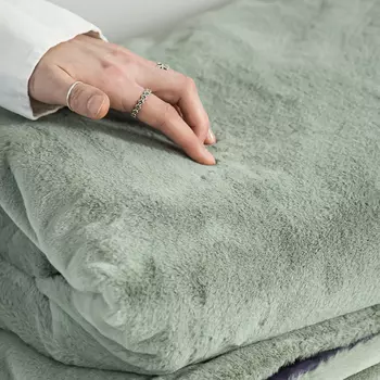 Плед меховой Stenova Home Olive green, размер 140x200 см