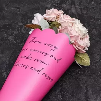 Пленка для цветов, фигурная, фуксия, 553045 см