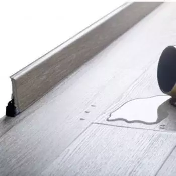 Плинтус композитный Neuhofer Holz, 714925, 2400х59х17 мм