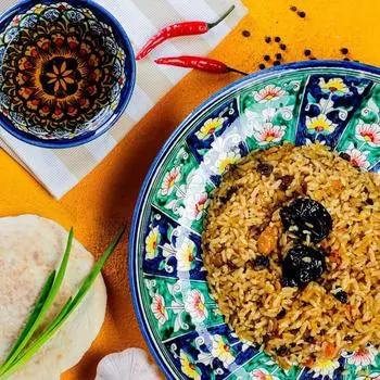 Плов узбекский «Праздничный» с черносливом, 325 г, консервированный