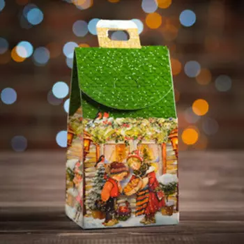 Подарочная коробка "Домик с детьми", 9,1 х 7 х 15,7 см