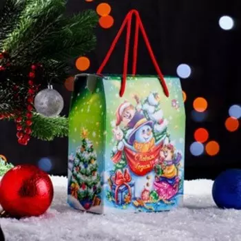 Подарочная коробка "Котик в лесу" 15 х 10 х 20,5 см